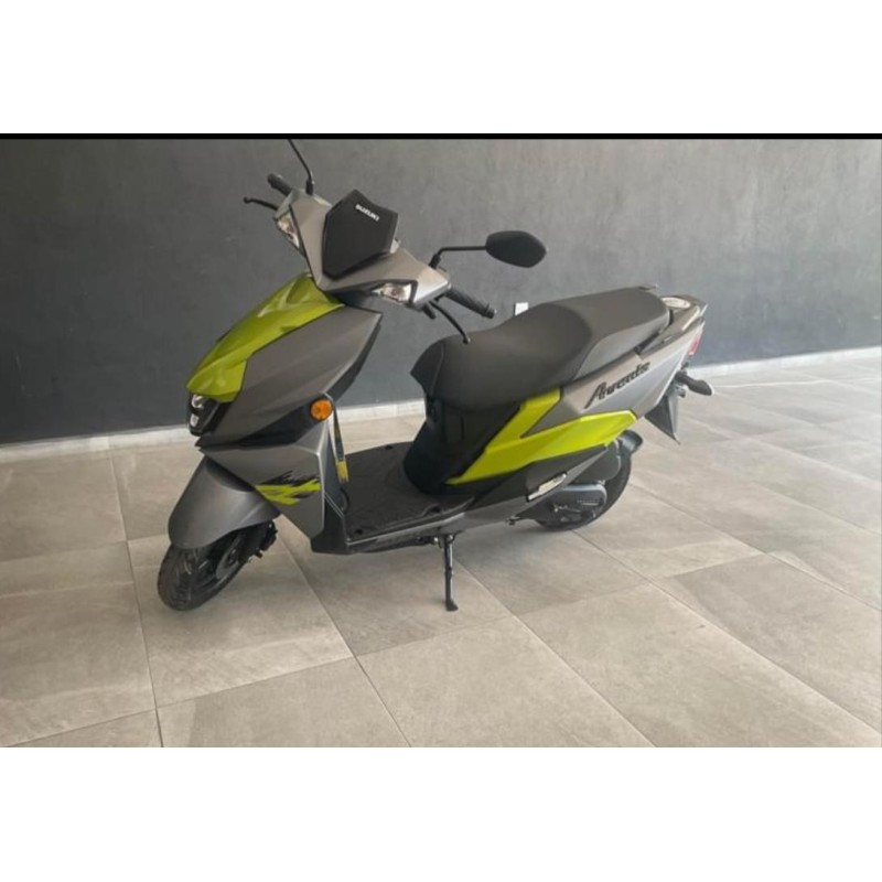 SUZUKI AVENIS 125