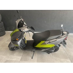 SUZUKI AVENIS 125